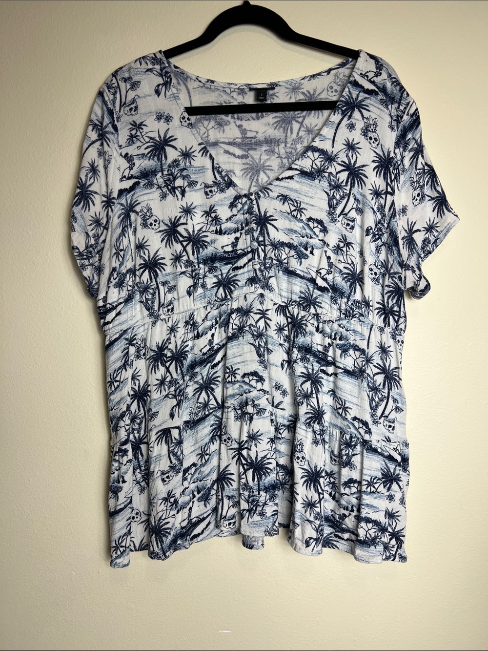 Torrid Blue Palm-Print Short Sleeve Top
